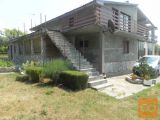 Buje Plovanija Samostojna 381 m2
