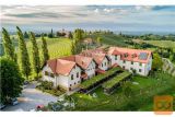 PRODAMO TURISTIČNO GOSTINSKI OBJEKT V PRLEKIJ