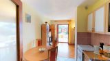 Krk, dvosobni apartman 200 m od mora! (s1859)