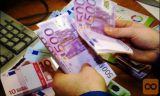 Finančna pomoč ljudem v finančnih težavah.