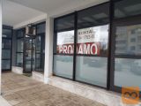 Postojna neživilska trgovina 97,7 m2