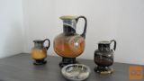 Več steklenih,porcelanastih in drugih starih predmetov