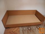 Ugodno prodam posteljo dimenzije 190X90 z dnom.