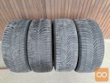 Michelin CrossClimate + 225 / 45  R 17